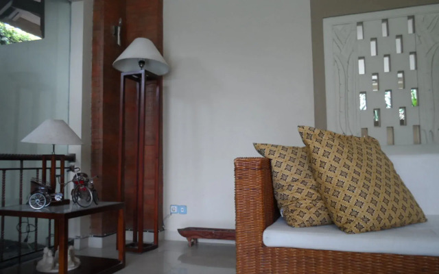 Chrome Hotel & Resort Solo