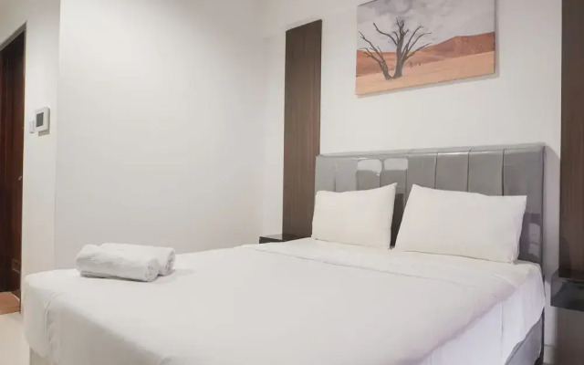 Nice And Comfort Studio At West Vista Apartment