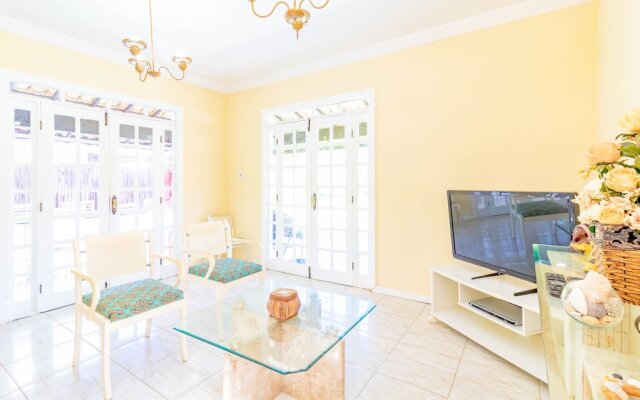 GB08 Casa 4 Suites em Guarajuba