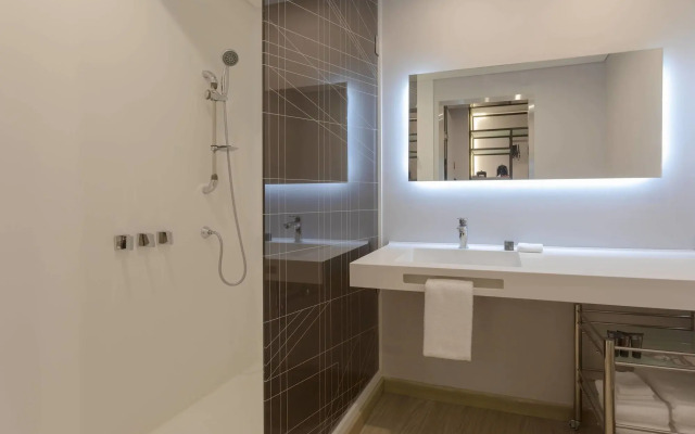 AC Hotel by Marriott Santa Marta
