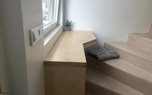 Sunny micro-loft apartment with outdoor lounge