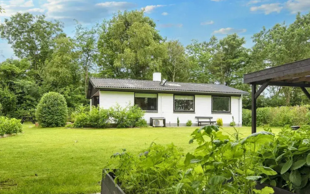 5 Person Holiday Home in Vinderup