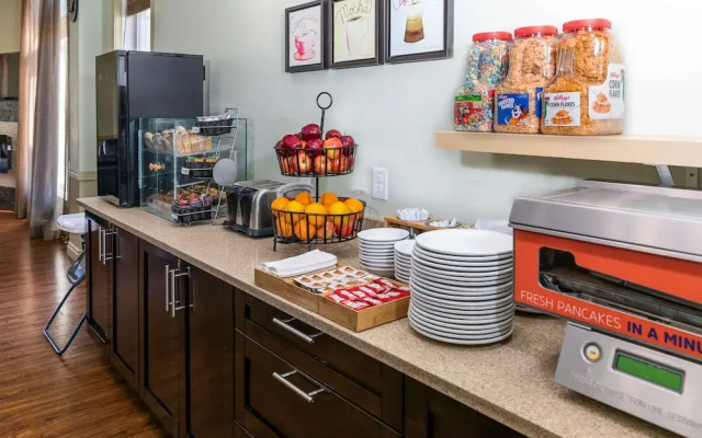 Days Inn & Suites Whitecourt