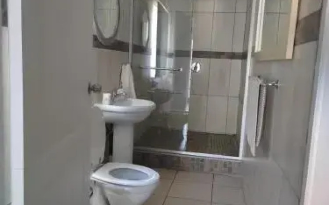 Crayfish Creek Guest House