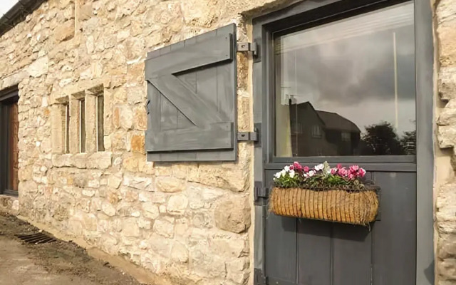 Dragon Hill Barn