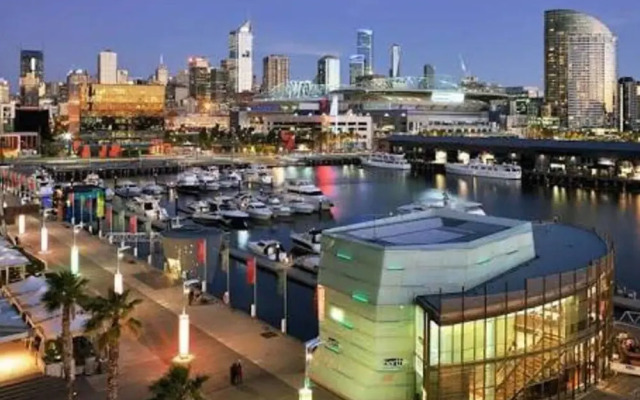 Southbank Platinum Apartments-2005