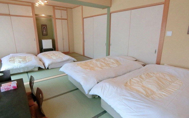 Minshuku Inn Shirahama Ekinoyado