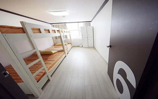SUM Guesthouse Premium