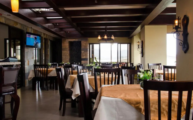 Hotel Plaza Real Suites & Apartments