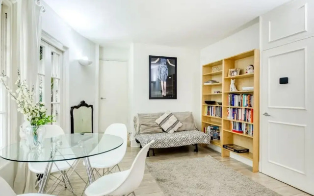 2bed w/ Covered Patio, 5 Mins to Paddington Stn