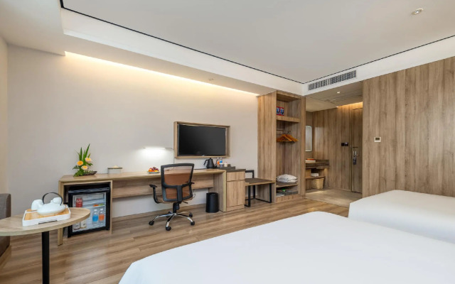Atour Hotel Xiasha Hangzhou