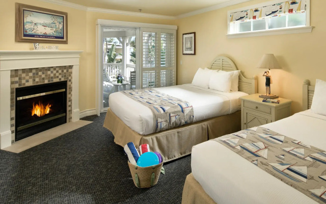 Avila Lighthouse Suites