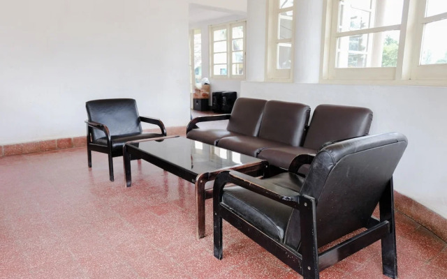 OYO 888 Grand Ijen Guest House