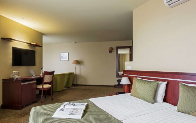 Congress Hotel