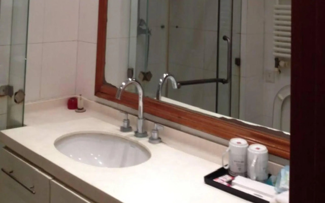 Apple Art Hotel Apartment