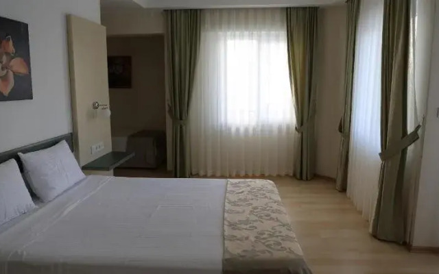 Oya Hotel