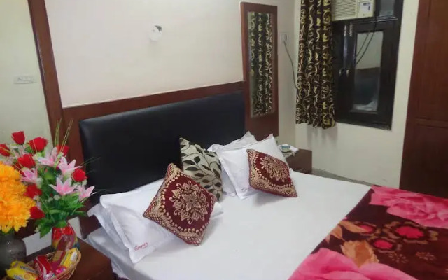 Hotel Darpan Palace