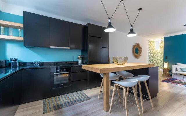 COCOON KEYWEEK Holiday House with lovely patio in Biarritz city center