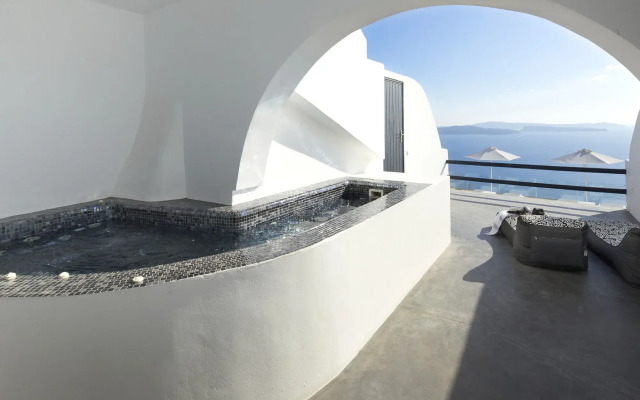Oia Suites
