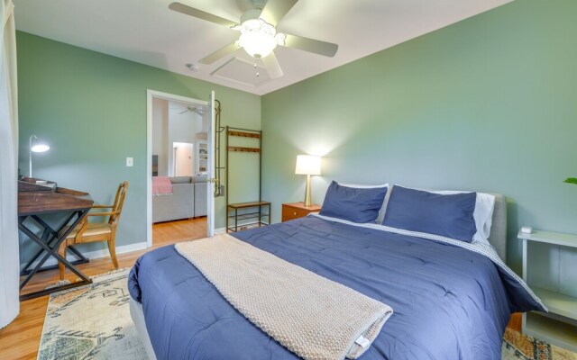 Riverfront Virginia Home - Dock, Fire Pit & Kayaks