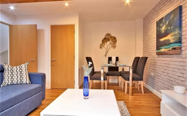 Savoy Court - Your Apartment