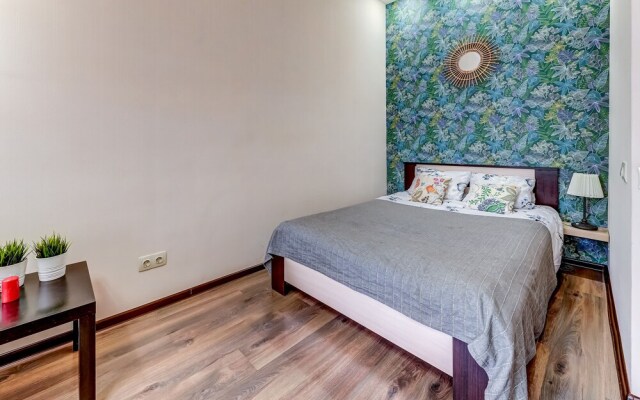 Home4day на ул. Марата