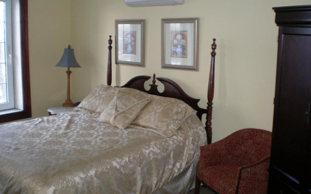 Spanish Bay Inn, CANADA