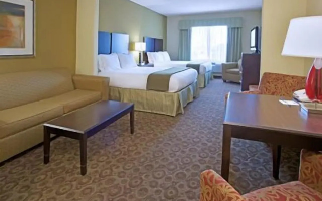 Holiday Inn Express Waller