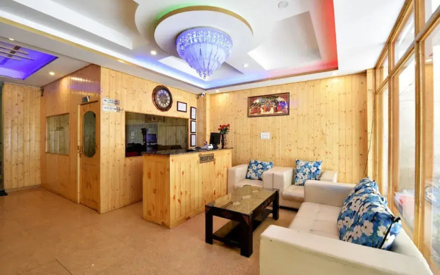 OYO 16868 Home Premium Studios Katrain, Nh3,