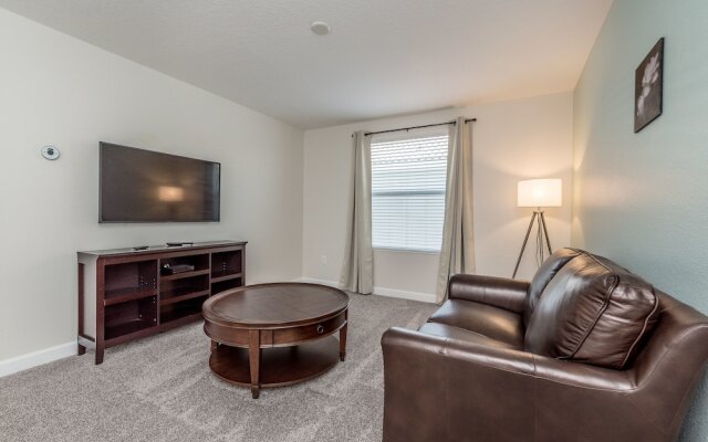 1614 Moon Valley Drive