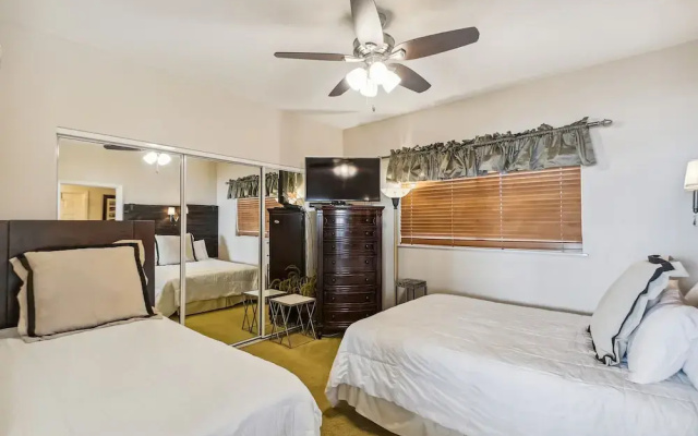 Oceania 204 3 Bedroom Condo by RedAwning