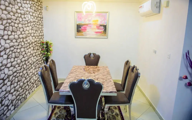 Furnished 4 Beds Semi-det House in Abuja, Nigeria