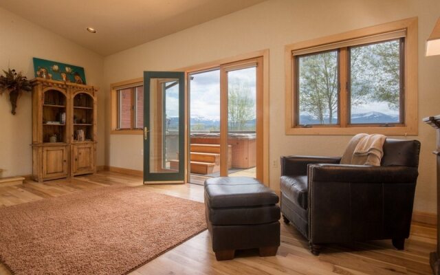 Abode at Silver Horse