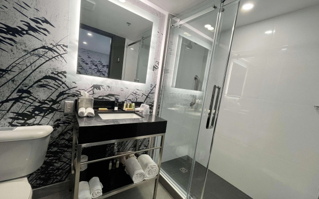 DoubleTree by Hilton Quebec Resort