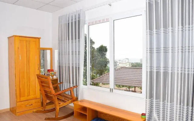 Eco Hill Bungalow