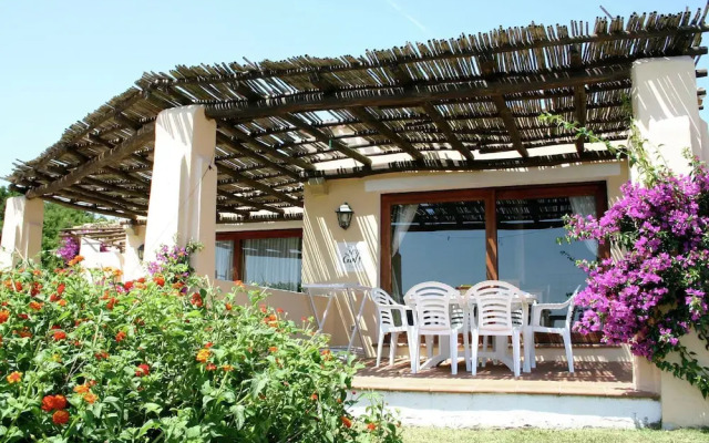 Belvilla by OYO Holiday Home in Stintino With Pool