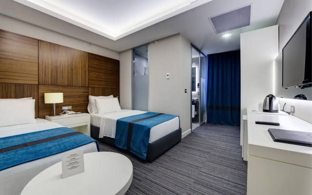 The Menord Hotel
