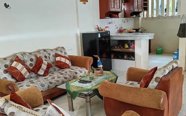 Nadamax Solo Guest House