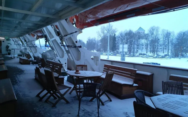 Laivahostel S/S Bore