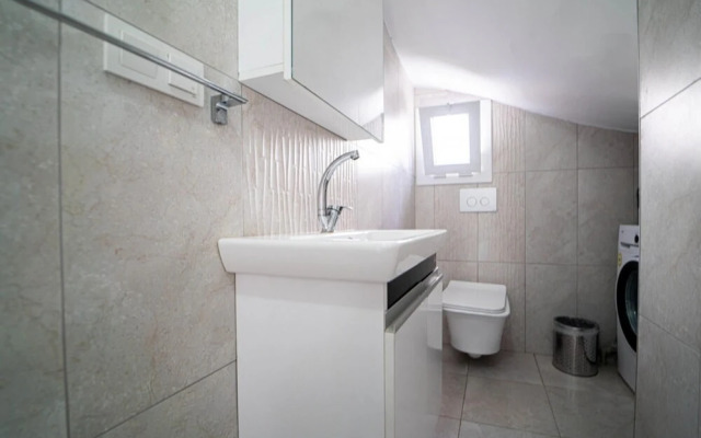 Villa With Pool Jacuzzi and Cinema Room in Fethiye