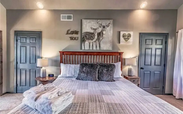 Altitude Adjustment - Three Bedroom Cabin