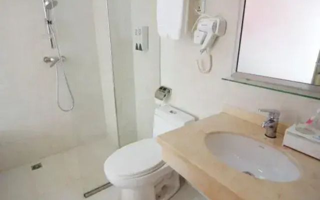 涠洲岛7加1假日酒店