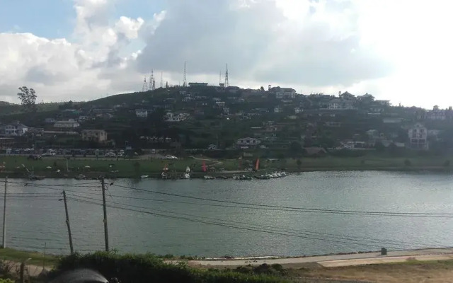 OYO 258 Global Rest House