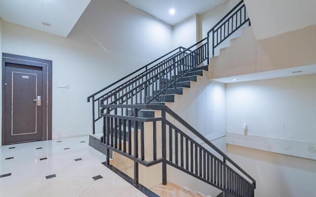 RedDoorz near Stadion Sanaman Mantikei