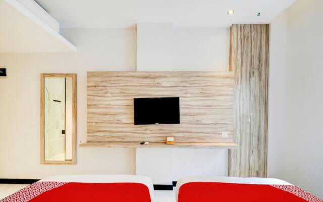 OYO 94728 Isleep Ciwalk