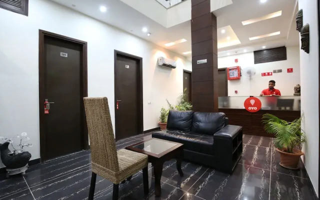 OYO 4897 Hotel The 13een