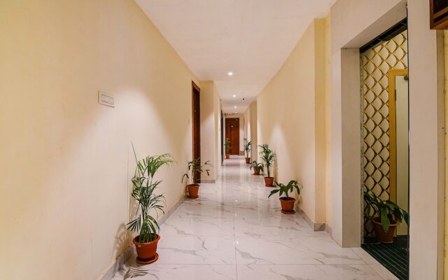 Fabhotel The Hastings Club