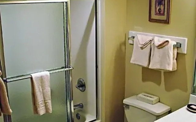 Sapphire Resorts @ Holiday Beach Resort-Phase II, Destin, USA