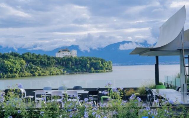 Yakamoz Haijie Hotel