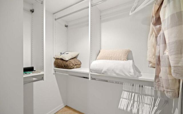 Villa on Point Brittany 21